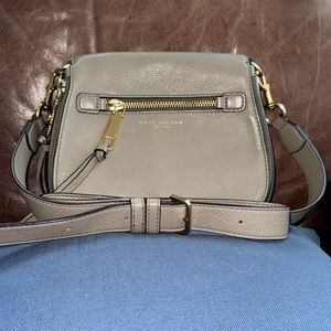 Marc By Marc Jacobs Crossbody Taupe/Gold Leather Bag